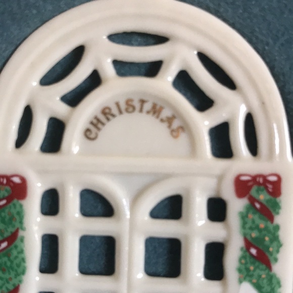 VTG LENOX Christmas Ornament Bone China in Box #02 1991 HOME WINDOW 3.5" USA - Picture 4 of 6
